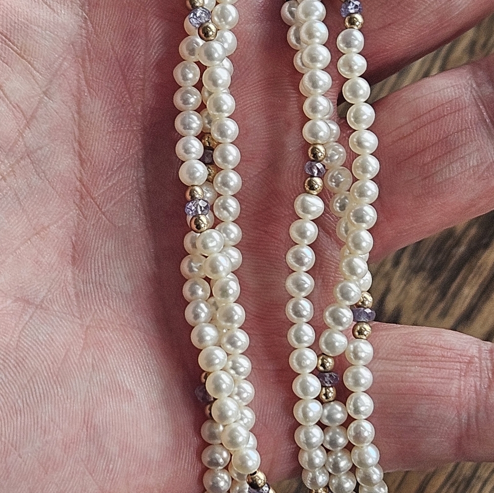Elegant 17" 14k Yellow Gold 3 Strand White Pearl Necklace Amethyst Accents - Picture 5 of 5